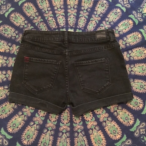 ❤️free with bundle❤️ BDG Alexa Mid-Rise Denim Short - Picture 2 of 5